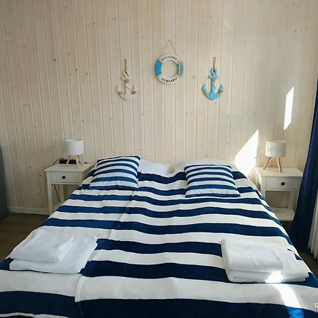 Apartmán Gryfhaus - Bosmanski, Kameralny, 22 M2, Parking, Wi-fi, Blisko Morza, Wysoka Ocena 9,9 *